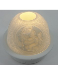 Lampara porcelana, a pilas.

10 x 12 cm.

Disponible en dos modelos: Sagrada Familia y Virgen con niño.