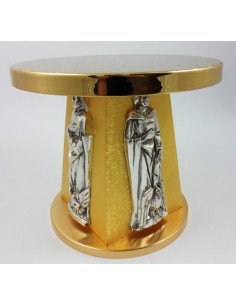 Tabor base dorada, con angeles color plata en la base.

Base: 22 cm diametro
Tronco: 17 x 11 cm