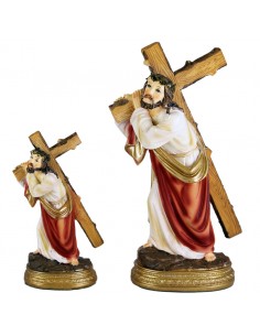 Jesus llevando la Cruz, realizado en resina.
Distintas medidas disponibles:
12 x 6 cm
20 x 11 cm