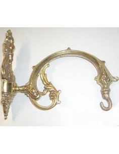 Soporte lámpara Santisimo bronce disponible en dorado y plateado.

Apto para electrificar.
