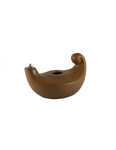 Lámpara de cerámica disponible en color marrón o blanco.

 Dimensiones: 12 cm.
