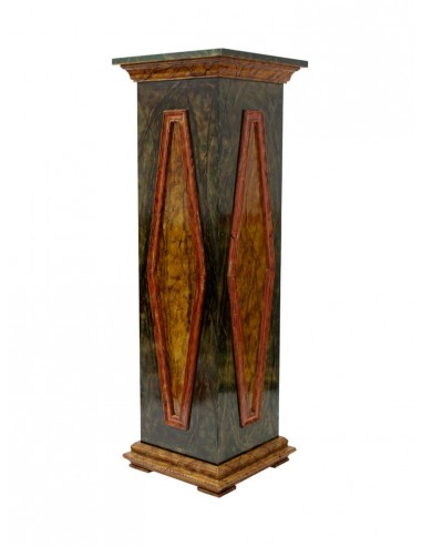 Columna de madera imitación mármol.
Parte de arriba: 40 cm x 40 cm.
Altura total: 121 cm.