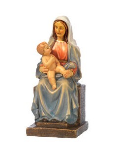 Imagen de la virgen maría sentada con el Niño Jesús en brazos.
La virgen reposa sobre un pequeño trono mirando a Jesus que est
