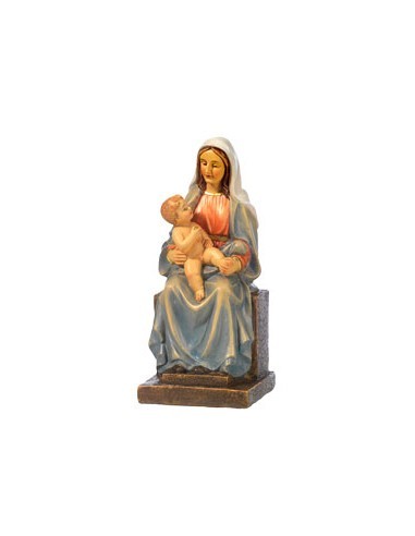 Imagen de la virgen maría sentada con el Niño Jesús en brazos.
La virgen reposa sobre un pequeño trono mirando a Jesus que est