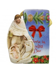 Sagrada Familia o Nacimiento en resina con bolsita.
Imagen realizada en resina, 9cm.
Cajita de cartón con lazo de tela dorada