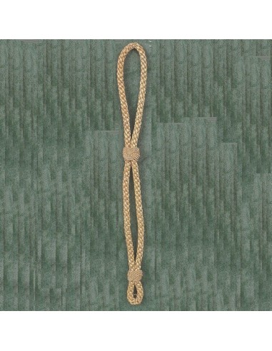 Cordón metal con anilla de 90 cm
Color: Dorado