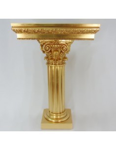 Columna de madera, pan de oro. Medidas:

Base de arriba: 65 x 65 cm
Altura: 100 cm
